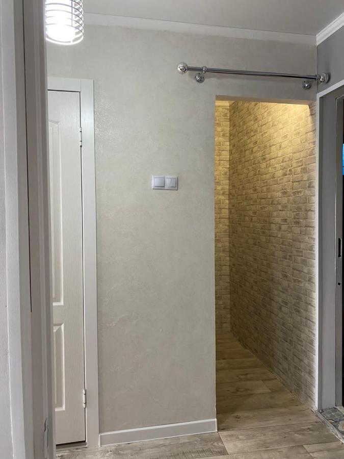 Daily short term flat Apartment Uralsk Luaran gambar